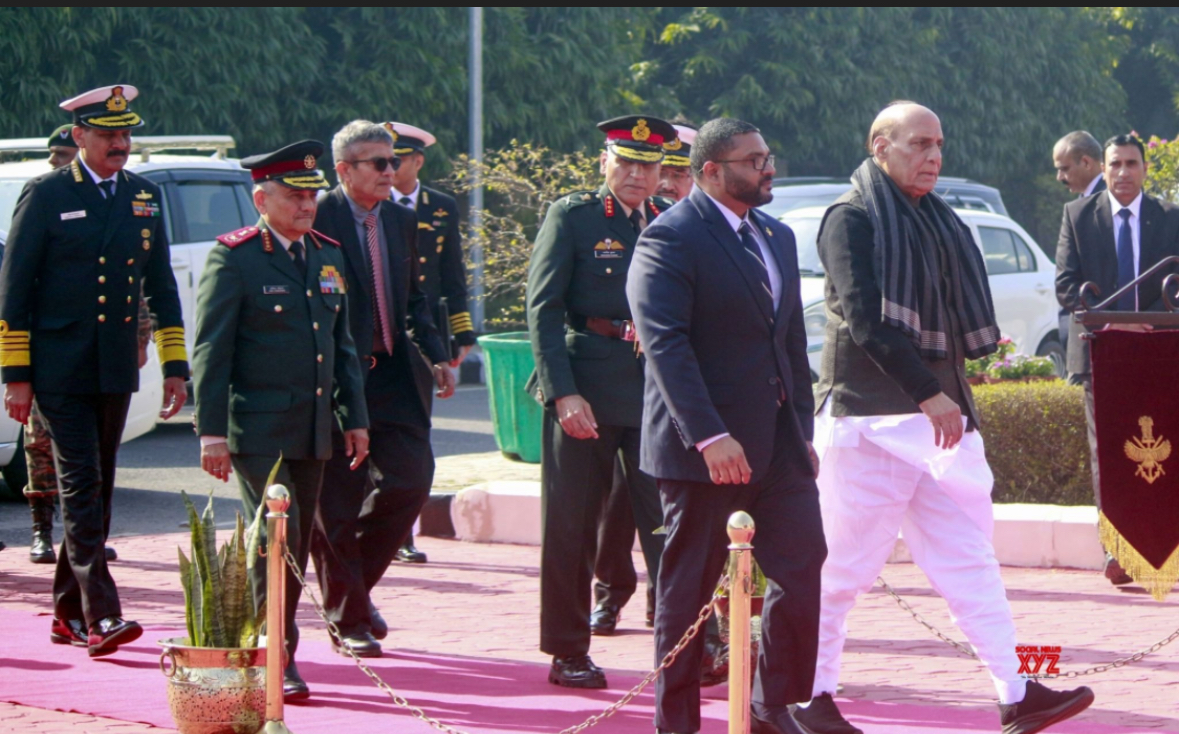 ޑިފެންސް މިނިސްޓަރ އިންޑިއަށް ވަޑައިގެންފި