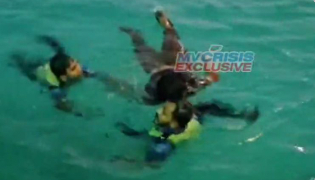 ބުރިޖުން ވެއްޓުނު މީހަކު ސަލާމަތްކޮށްފި