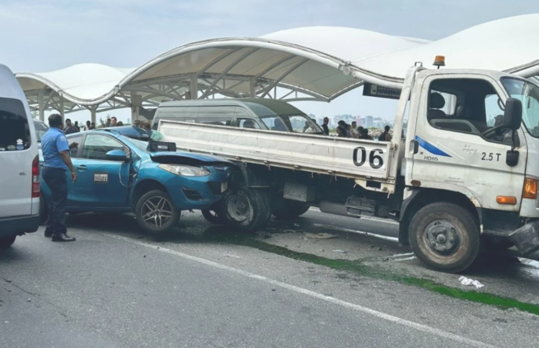 ވެލާނާ އެއާޕޯޓުގައި ނުރައްކާތެރި އެކްސިޑެންޓެއް ހިނގައިފި