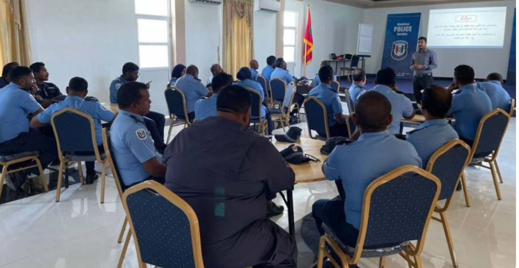 ފ.އަތޮޅު ފުލުހުންނަށް ކައުންޓަރ ޓެރަރިޒަމް އެވެއާނަސް ޕްރޮގްރާމެއް ބާއްވައިފި!