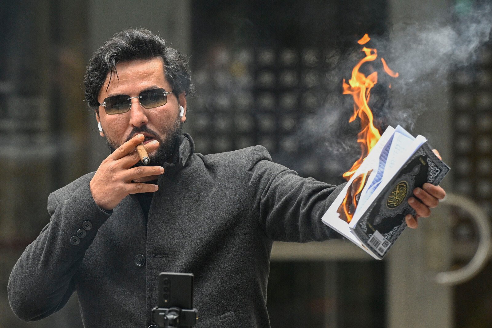 ޤުރުއާނަށް އިހާނެތިކޮށްހިތި ސަލްވާން މަރާލައިފި