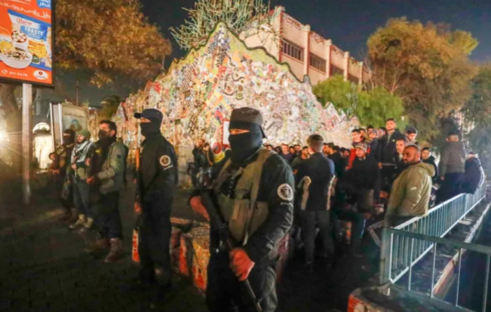 ސޫރިޔާގެ އާ ސަރުކާރުގެ ފުލުހުންނަށް ހަމަލާދީ 14 ފުލުހުން މަރާލައިފި