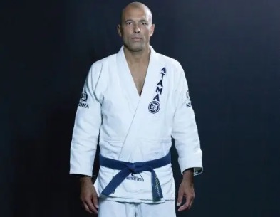 ޔޫއެފްސީ ތަރި މައިކަލް "ވެނަމް" އިސްލާމްވެއްޖެ!